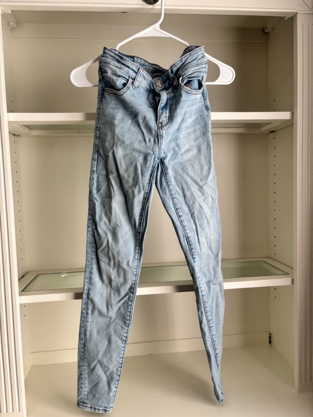 American Eagle Outfitters Light Blue Skinny Jeans